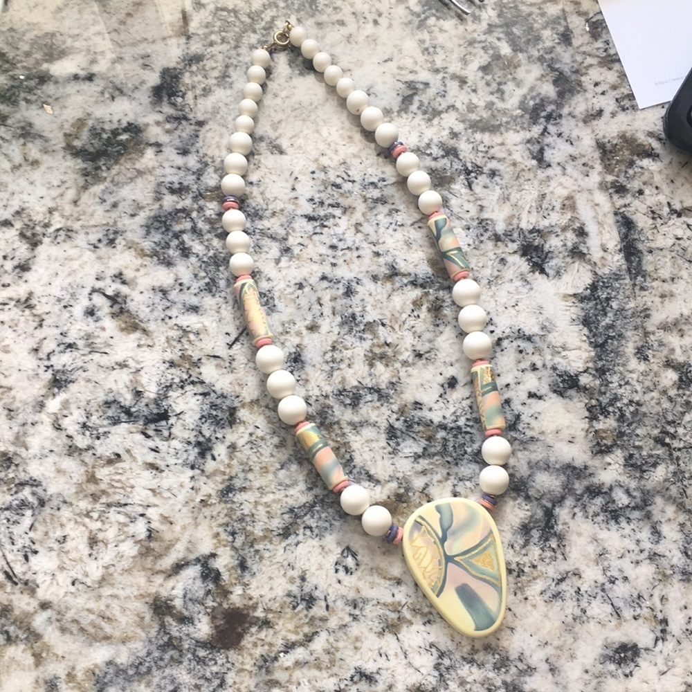 Japan made Oriental Beaded Necklace - Picture 4 of 6